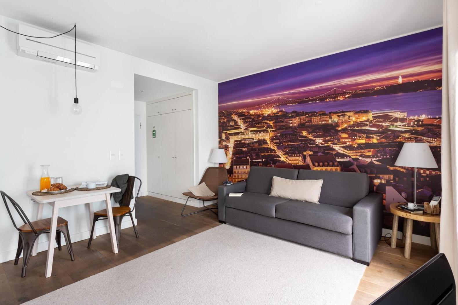 Joivy Vibrant Central Studio Apartment Lisbon Exterior photo